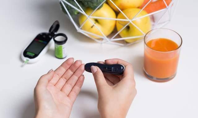 3���ؿɵ����������� Ԥ������̾�